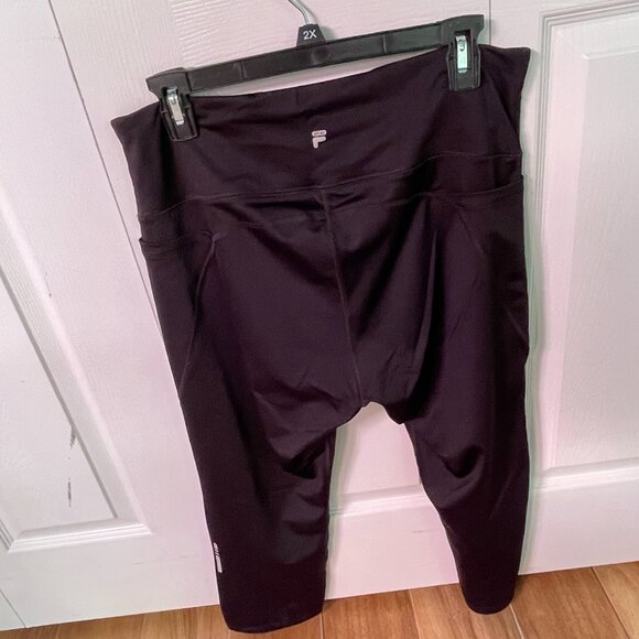Fila Workout Black Capri's Size XL - Picture 4 of 7